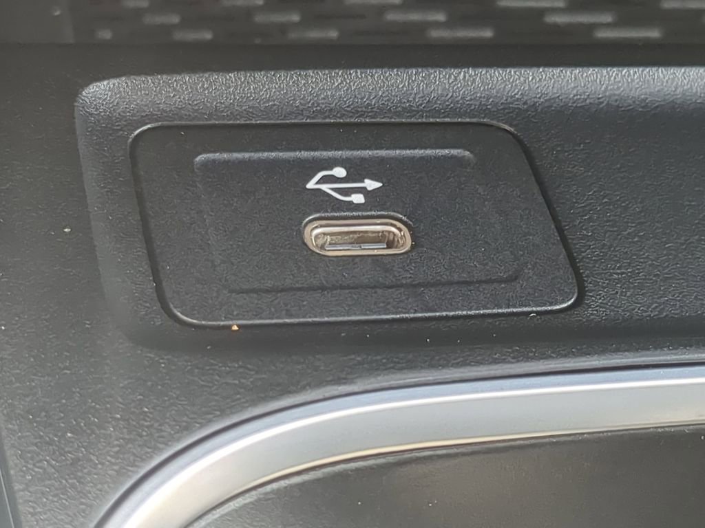 Certified 2024 Mercedes-Benz GLA 35 AMG 4MATIC image 8