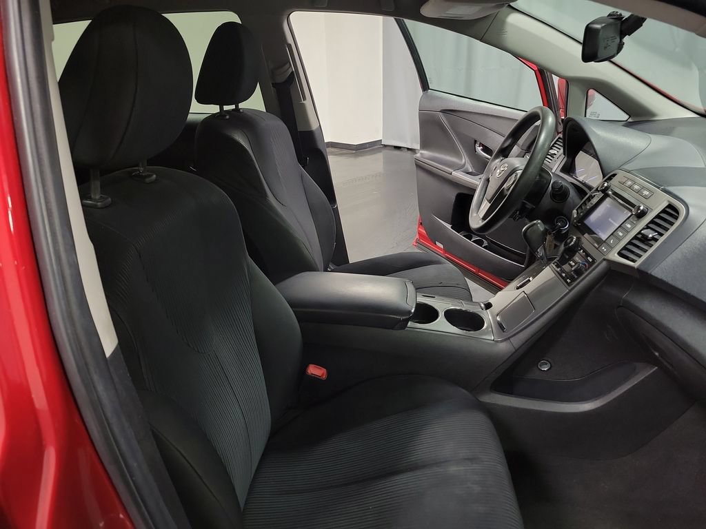 Used 2015 Toyota Venza LE AWD/4WD image 27