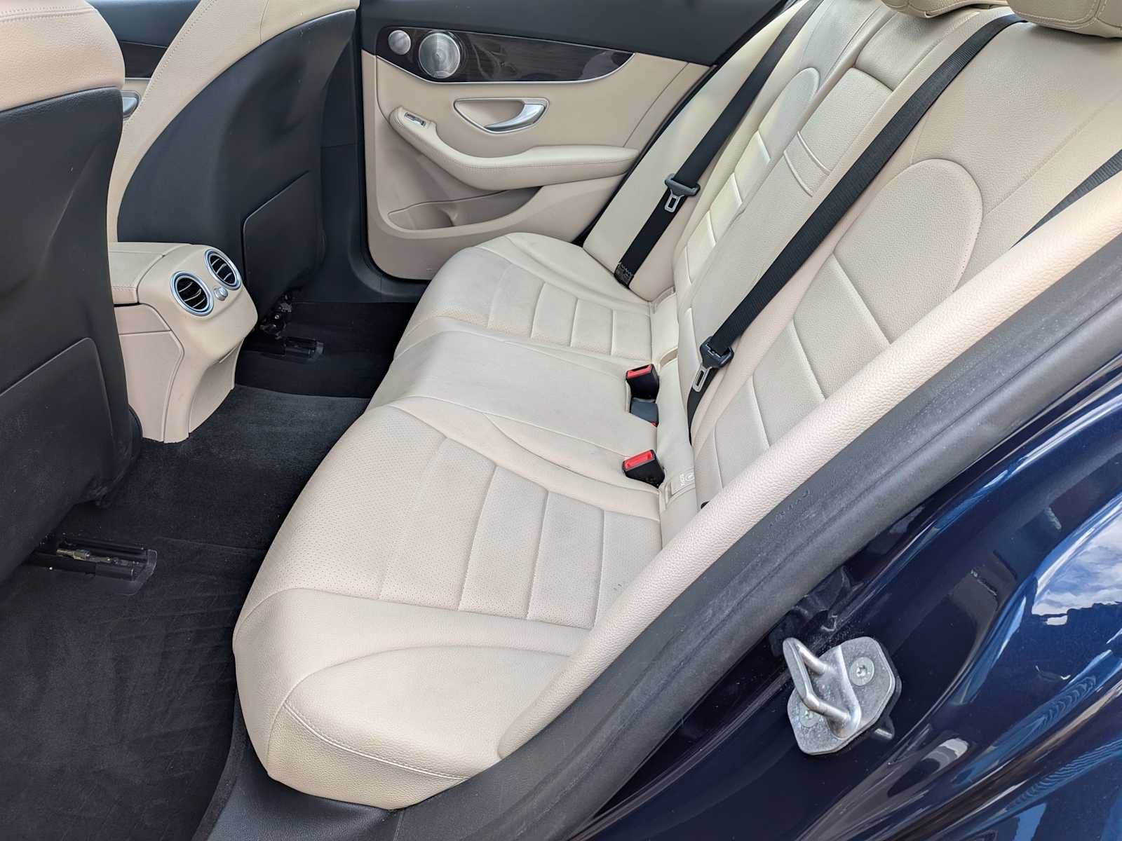 Used 2017 Mercedes-Benz C 300 4MATIC Sedan image 25