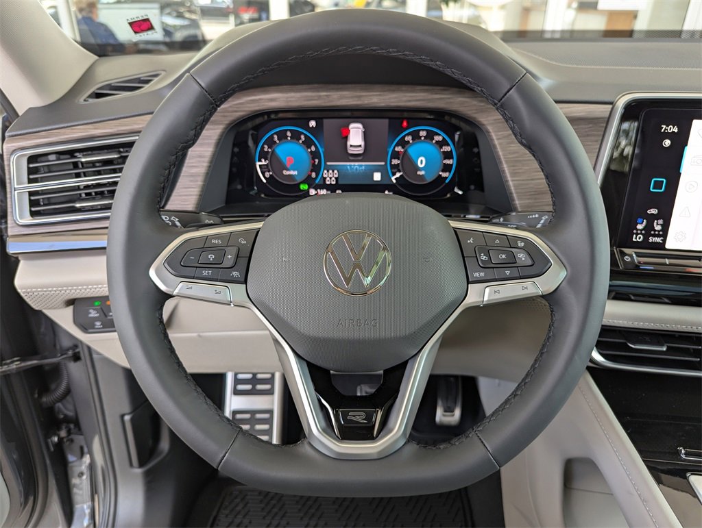 New 2025 Volkswagen Atlas SEL Premium R-Line image 24