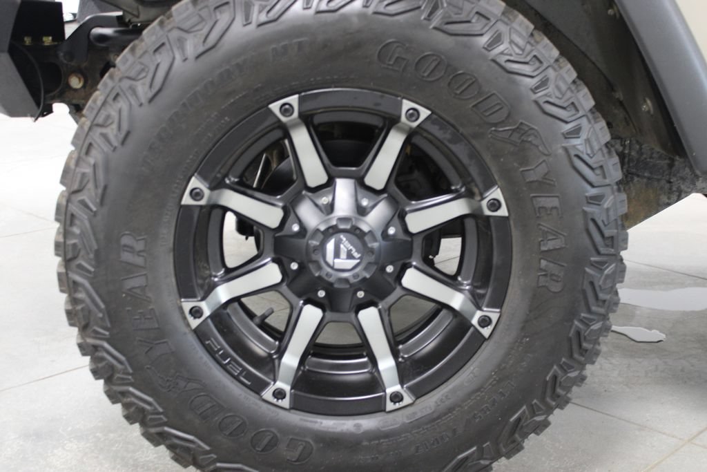 Used 2005 Jeep Wrangler Unlimited AWD/4WD image 40