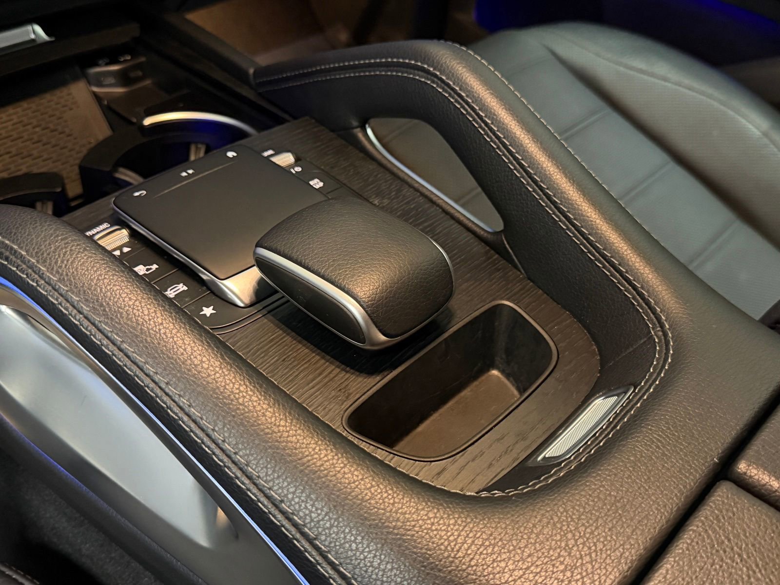 Used 2023 Mercedes-Benz GLE 450 4MATIC image 32