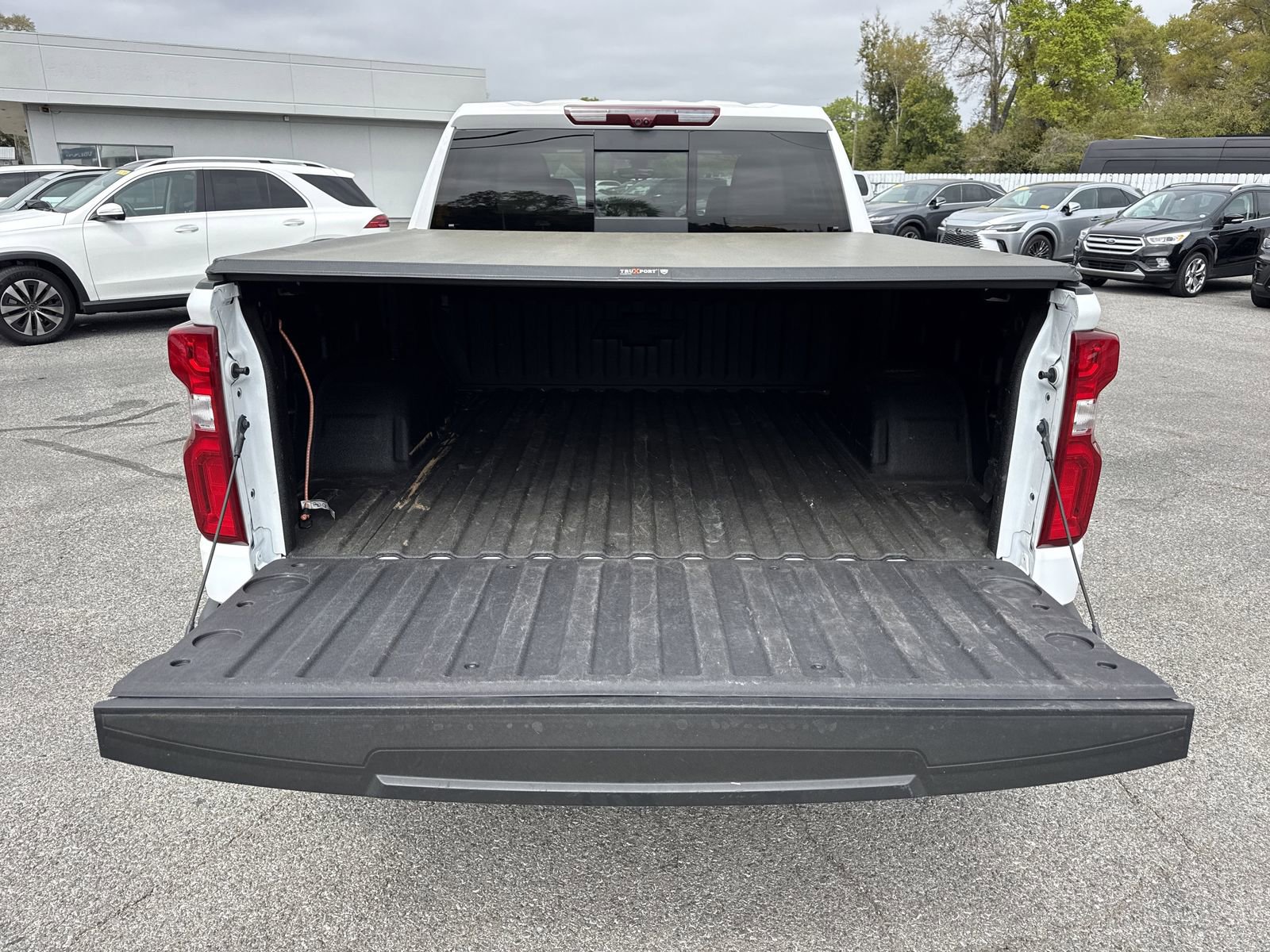 Used 2021 Chevrolet Silverado 1500 LTZ w/ LTZ Premium Package image 33