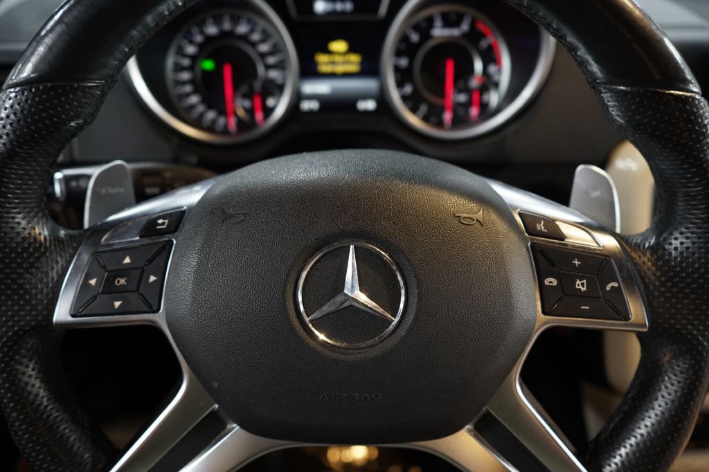 Used 2016 Mercedes-Benz G 63 AMG 4MATIC image 22
