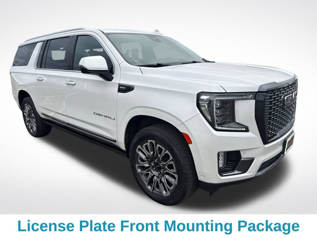 Used 2023 GMC Yukon XL Denali Ultimate AWD/4WD image 7