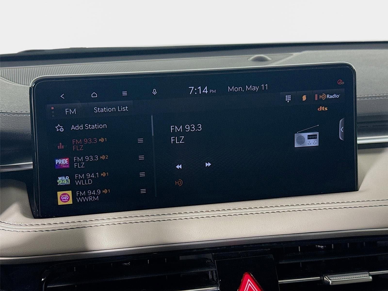 Certified 2025 Genesis G70 2.5T AWD/4WD image 14