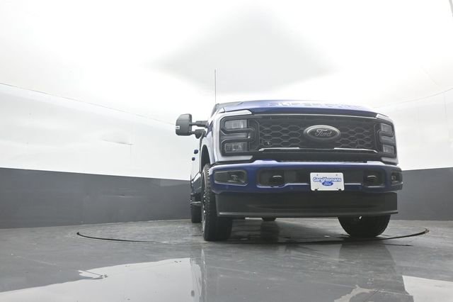 New 2026 Ford F250 Lariat image 32