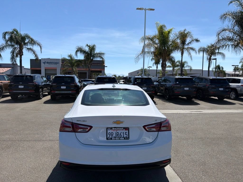 Used 2022 Chevrolet Malibu LT FWD image 7