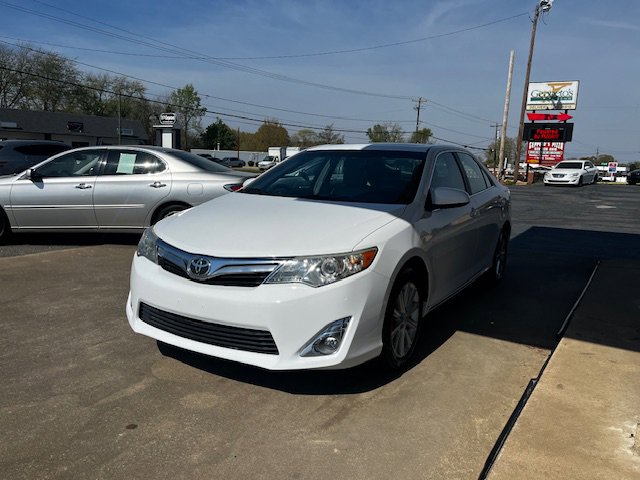 Used 2012 Toyota Camry XLE image 2