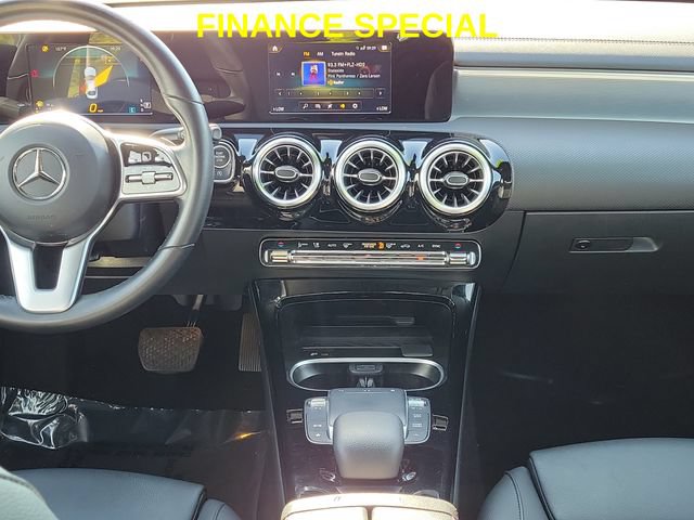 Used 2022 Mercedes-Benz CLA 250 image 15