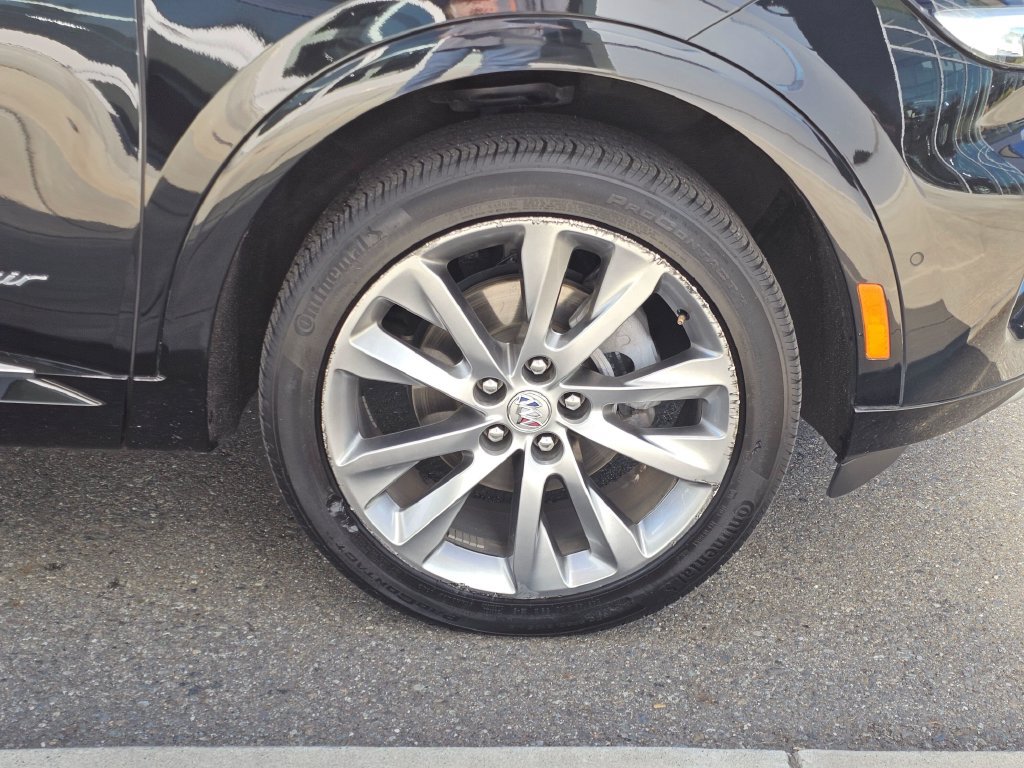Used 2023 Buick Envision Avenir AWD/4WD image 43
