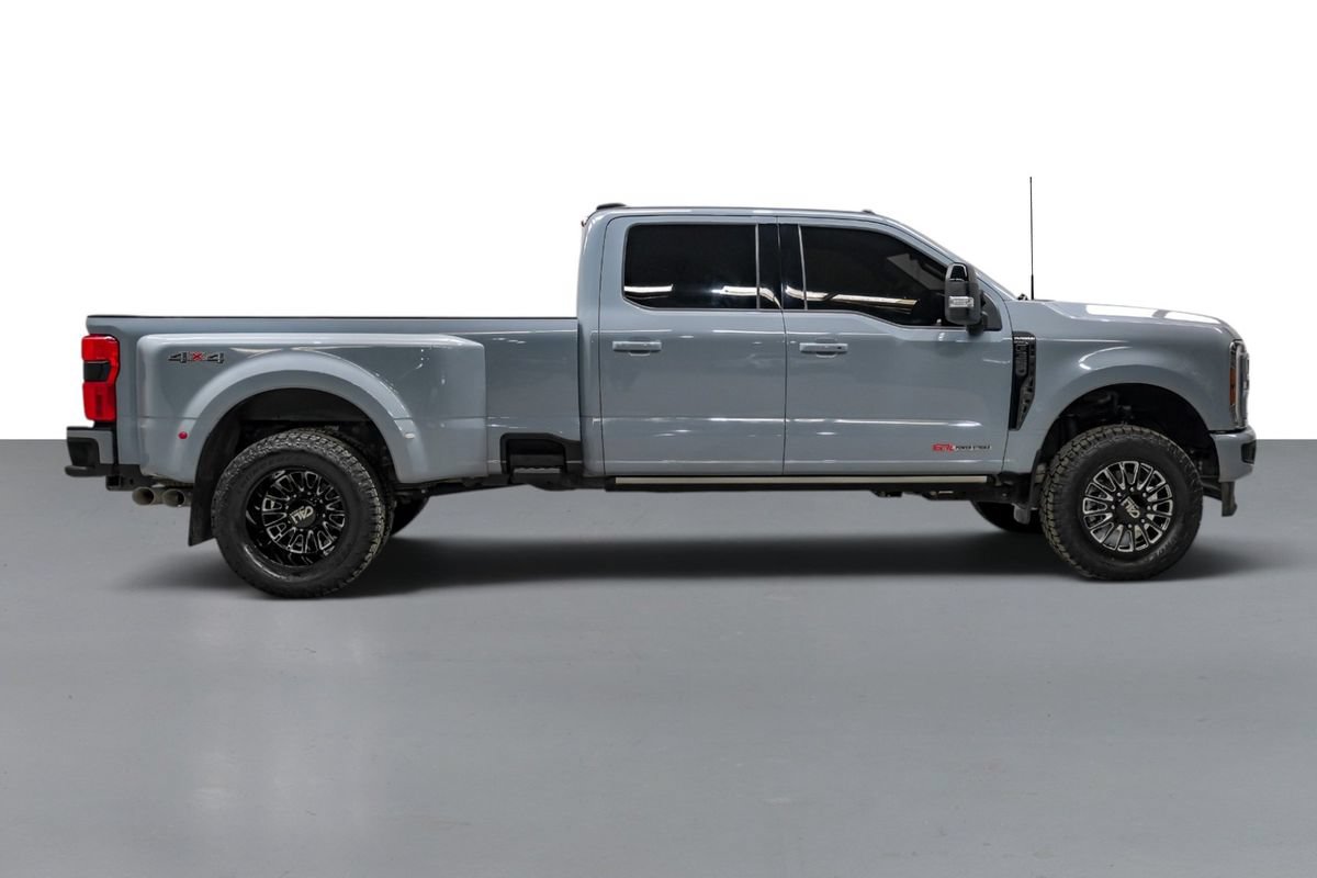 Used 2025 Ford F350 Platinum AWD/4WD image 6