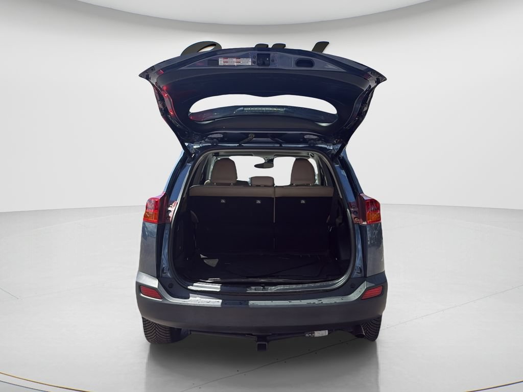 Used 2014 Toyota RAV4 Limited w/ Technology Package FWD image 10