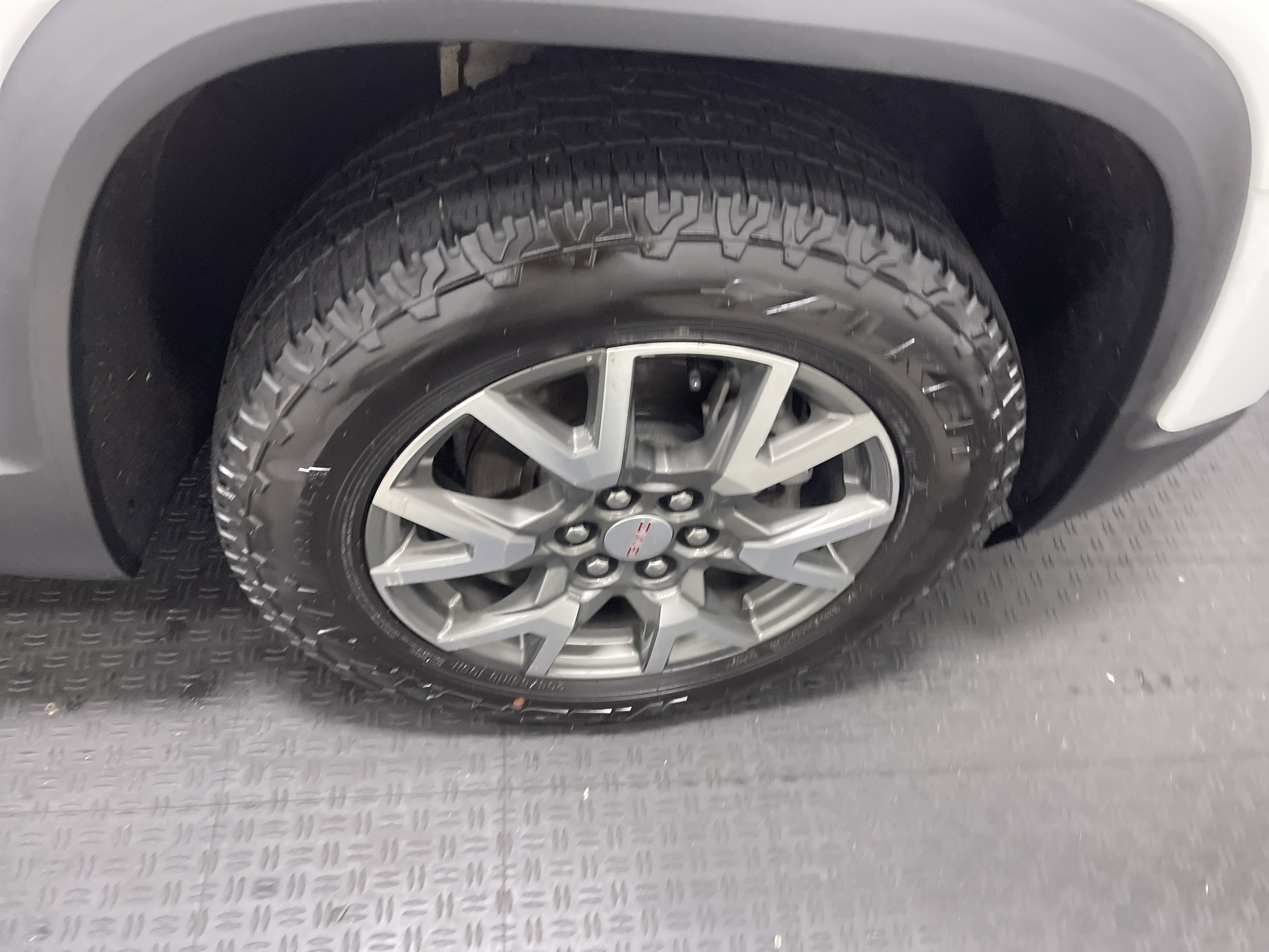 Used 2021 GMC Acadia SLE w/ Driver Convenience Package AWD/4WD image 27