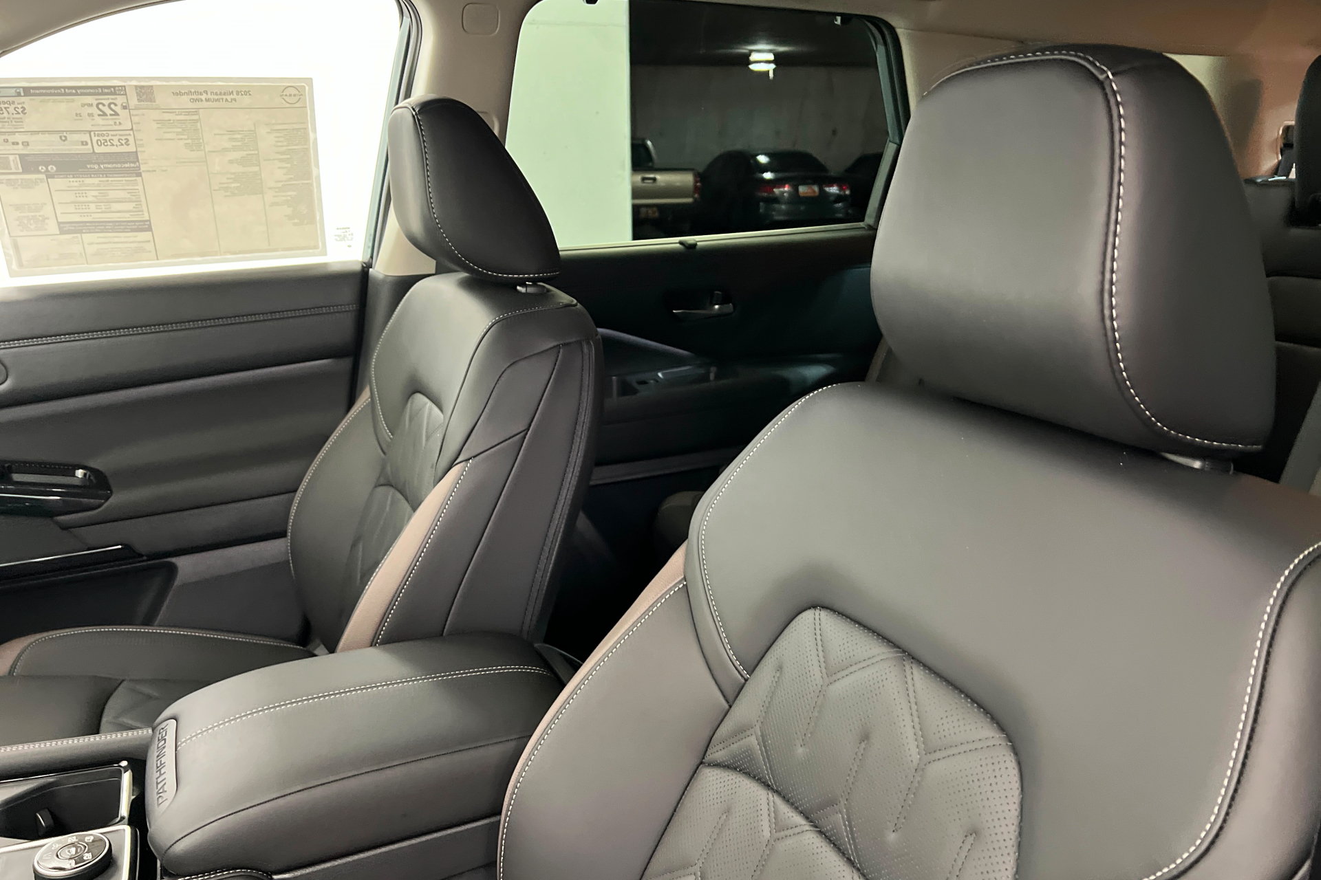 New 2026 Nissan Pathfinder Platinum AWD/4WD image 16