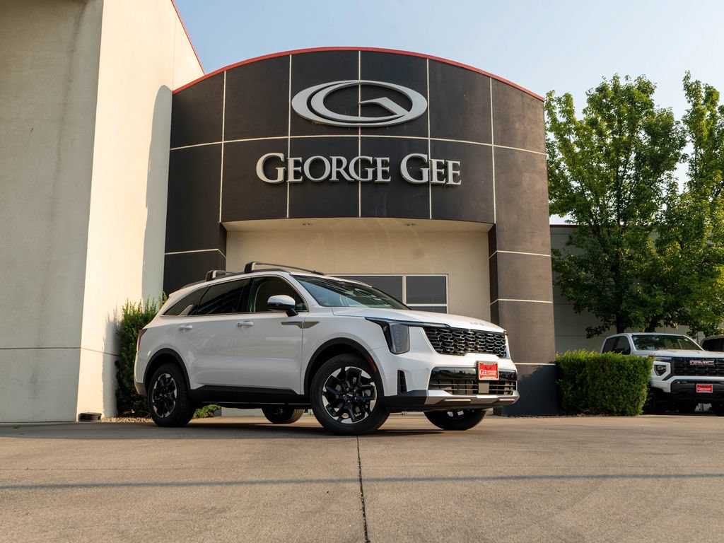 New 2026 Kia Sorento S