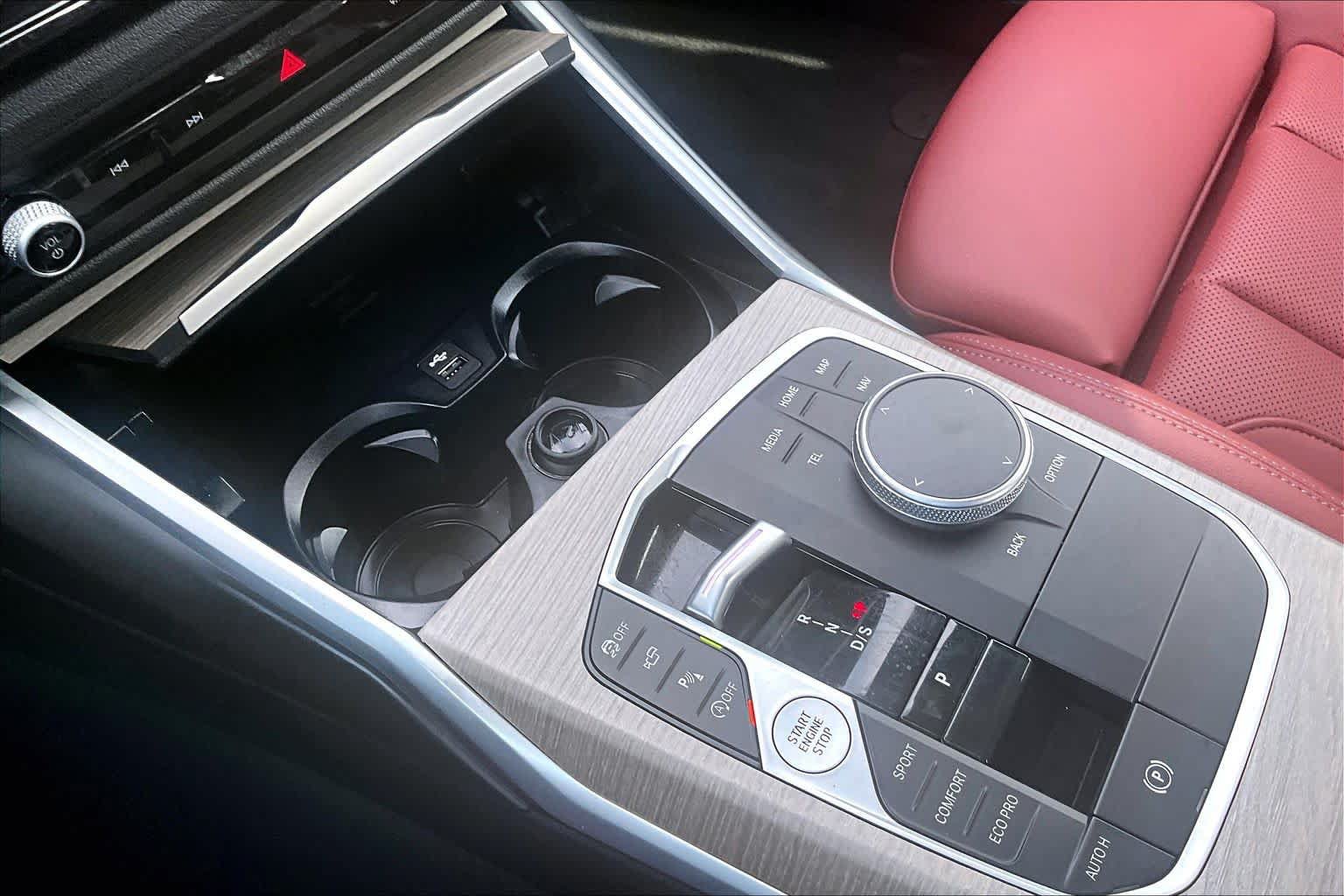 Used 2025 BMW 330i Sedan RWD image 15
