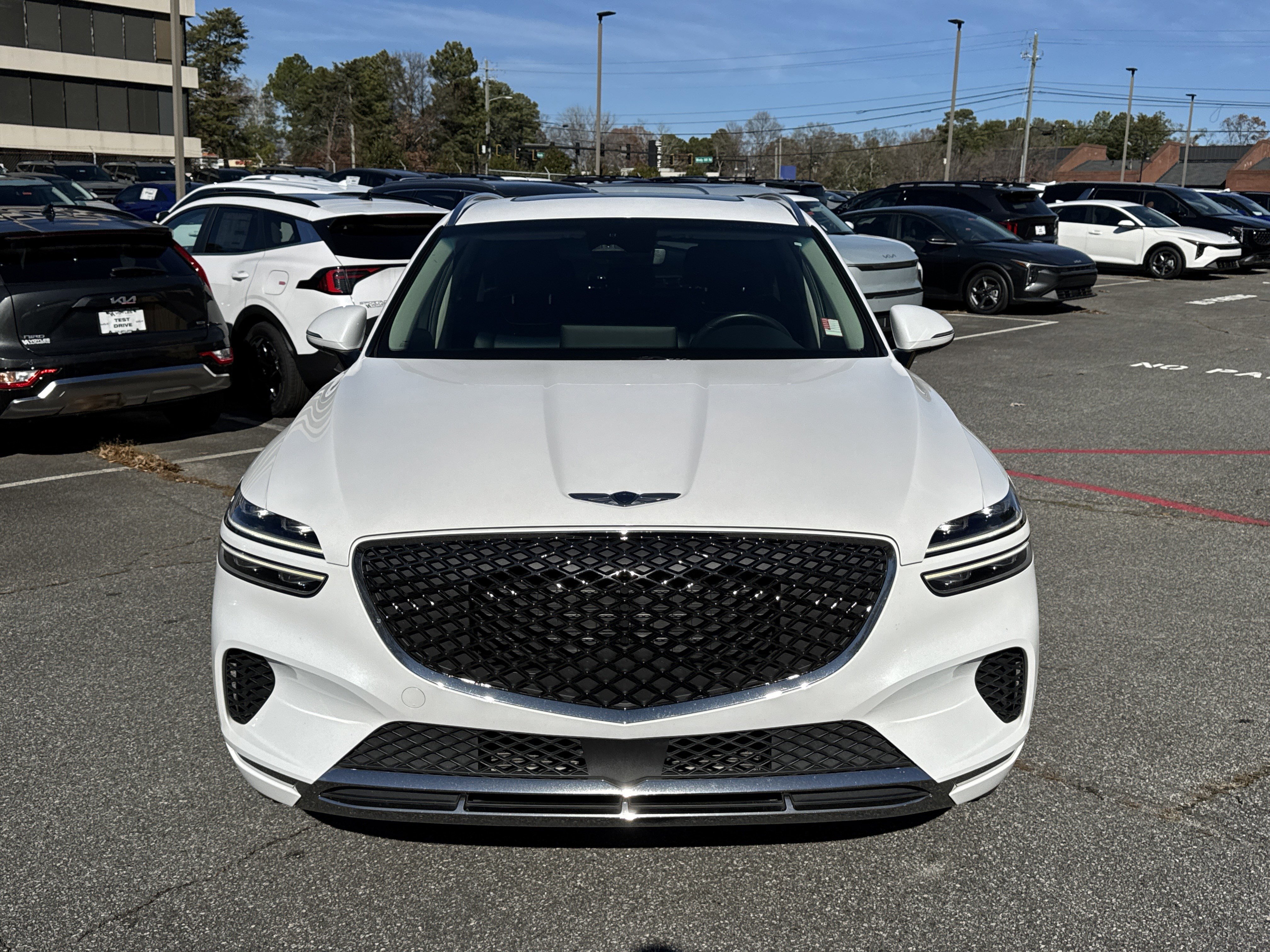 Used 2022 Genesis GV70 2.5T w/ Select Package image 2