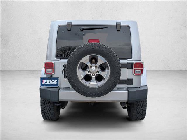 Used 2016 Jeep Wrangler Unlimited Sahara w/ Mopar Chrome Edition Group AWD/4WD image 6