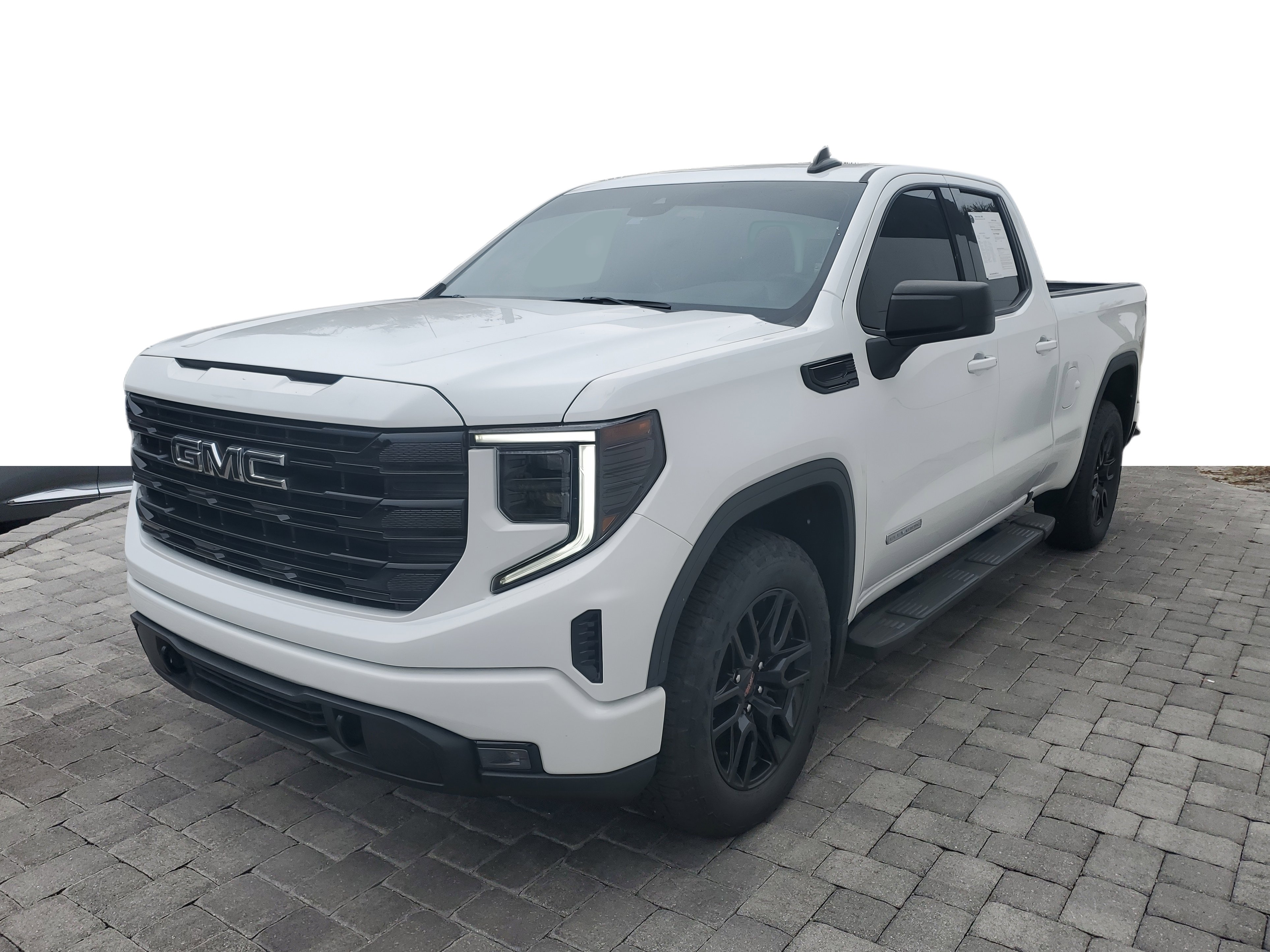 Used 2024 GMC Sierra 1500 Elevation w/ LPO, Elevation Black Package image 3