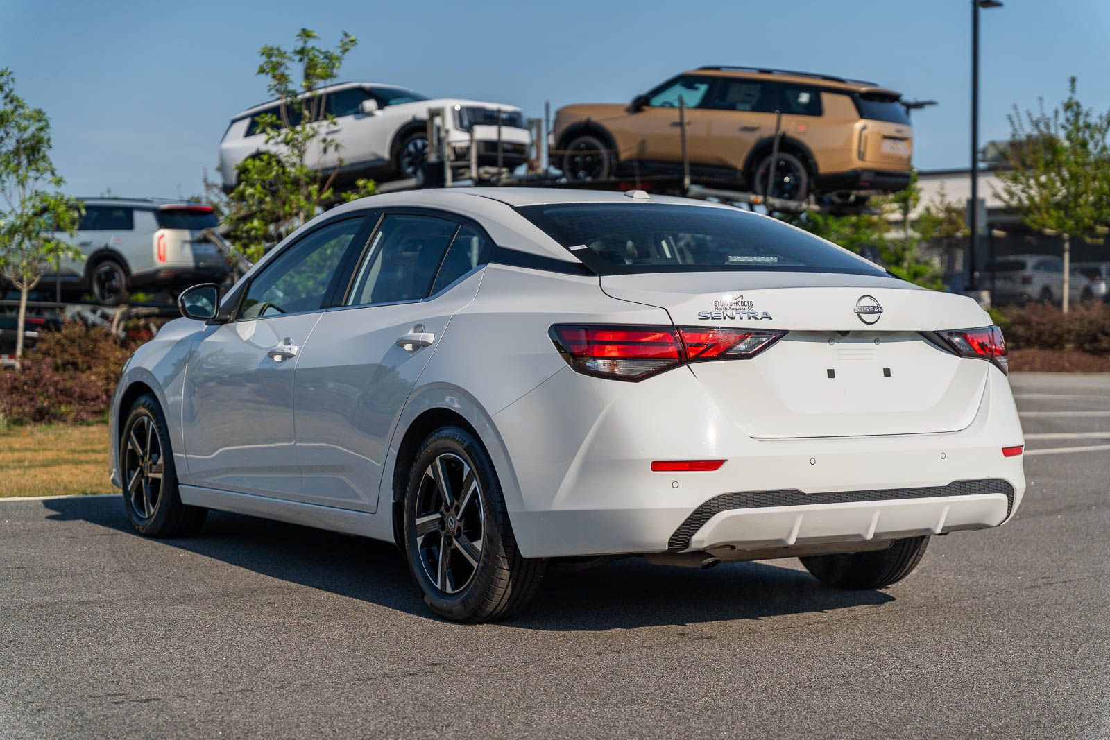 Used 2025 Nissan Sentra SV image 5