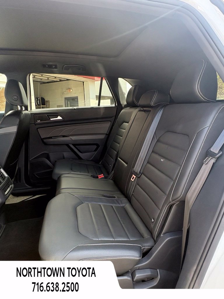 Used 2021 Volkswagen Atlas Cross Sport SEL Premium R-Line AWD/4WD image 20