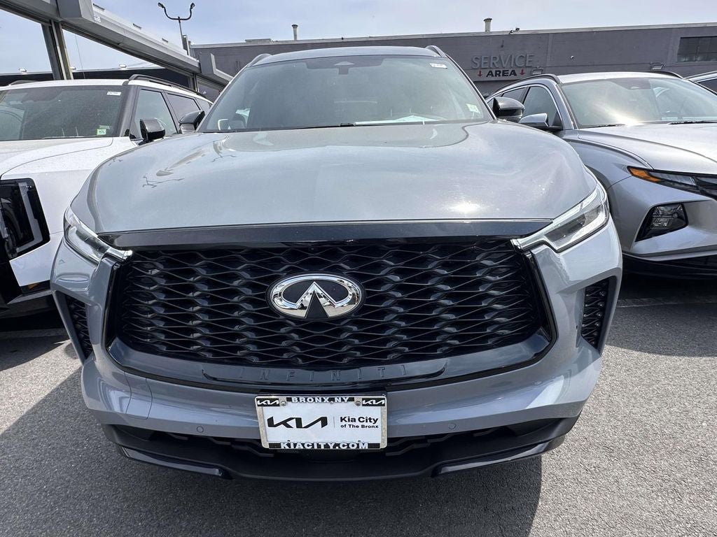 Used 2025 INFINITI QX60 Luxe w/ Black Edition image 7