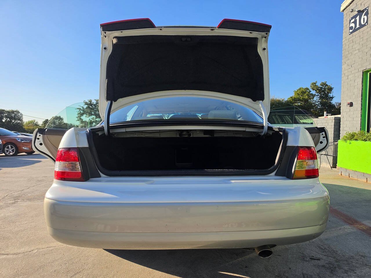 Used 2000 Lexus ES 330 FWD image 25