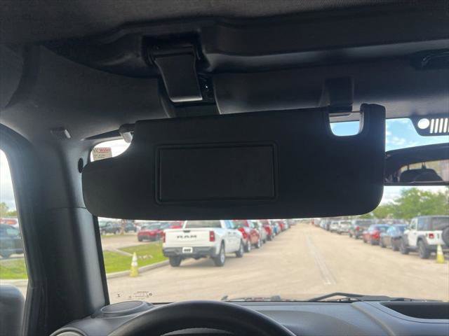 Certified 2016 Jeep Wrangler Unlimited Sport w/ Connectivity Group AWD/4WD image 61