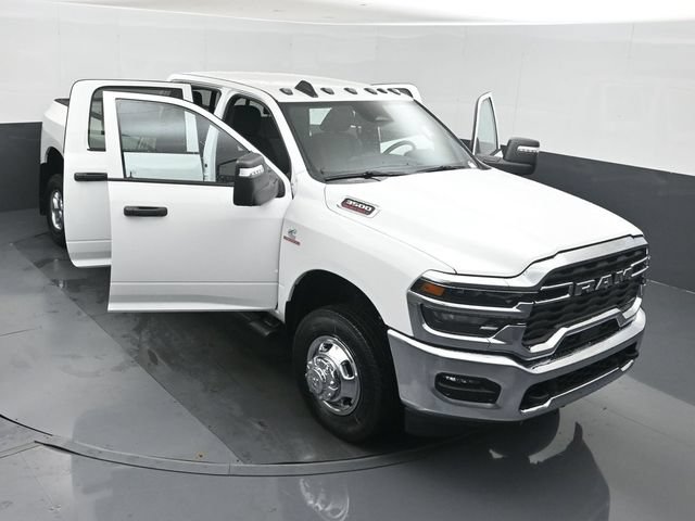 New 2026 RAM 3500 Tradesman AWD/4WD image 50