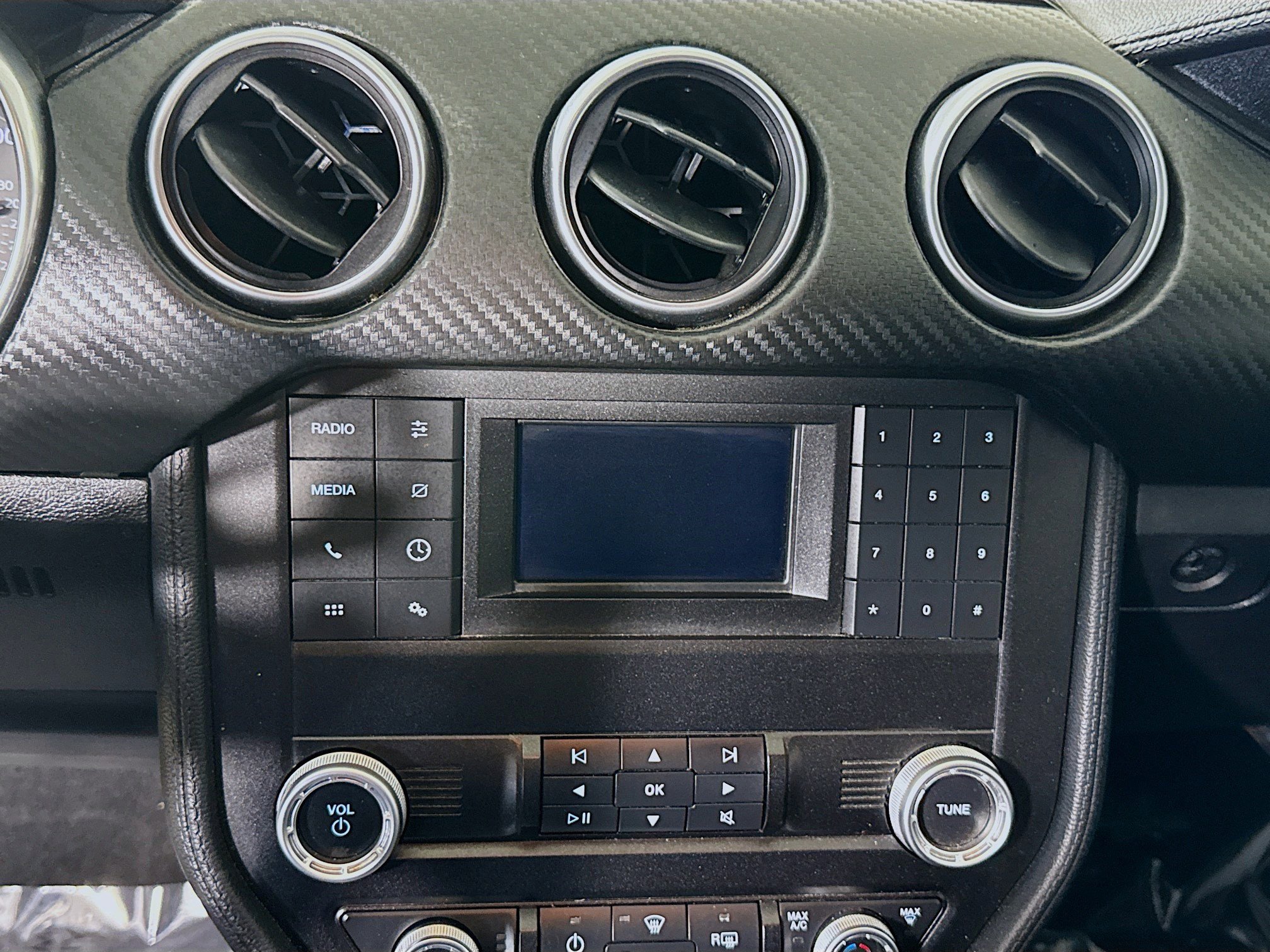 Used 2019 Ford Mustang Coupe image 18