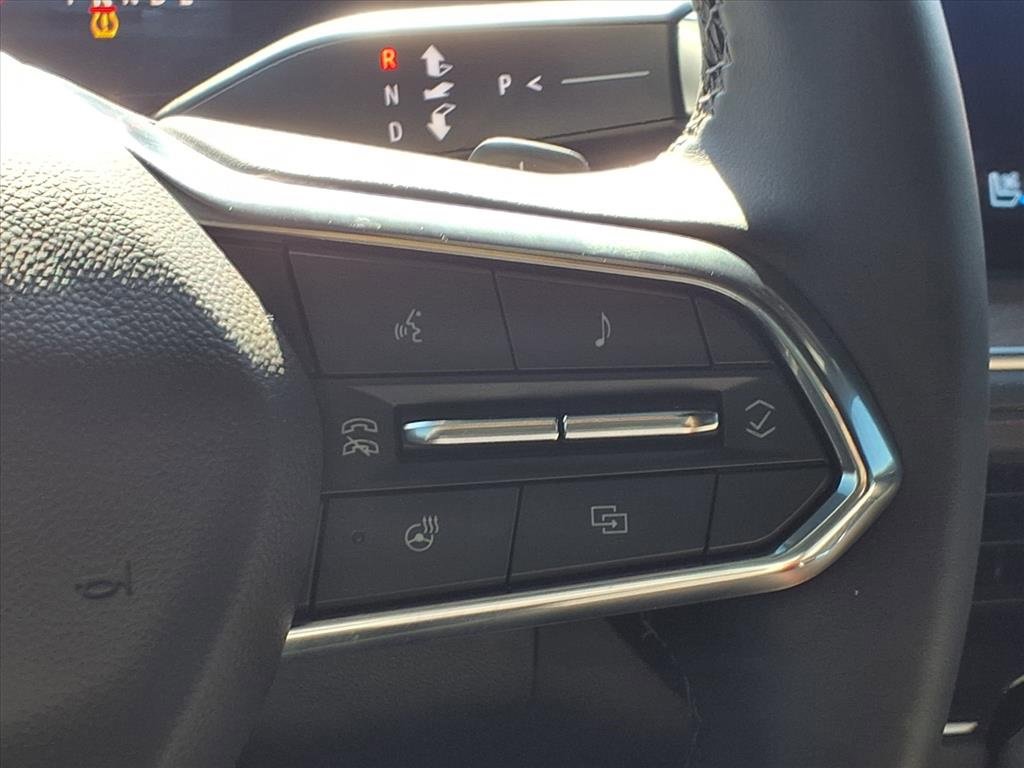 Used 2025 Chevrolet Suburban High Country image 16