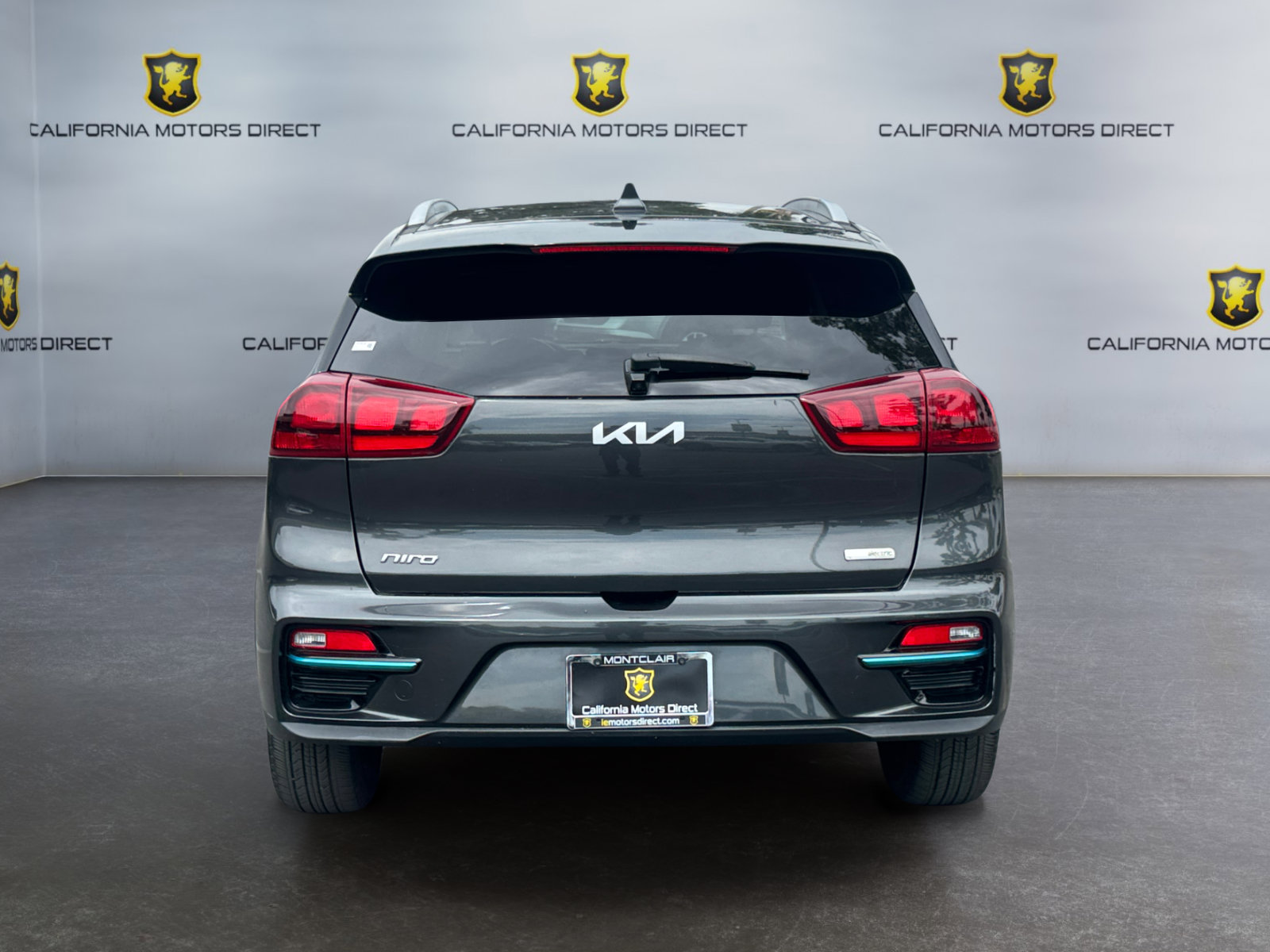 Used 2022 Kia Niro EX FWD image 4