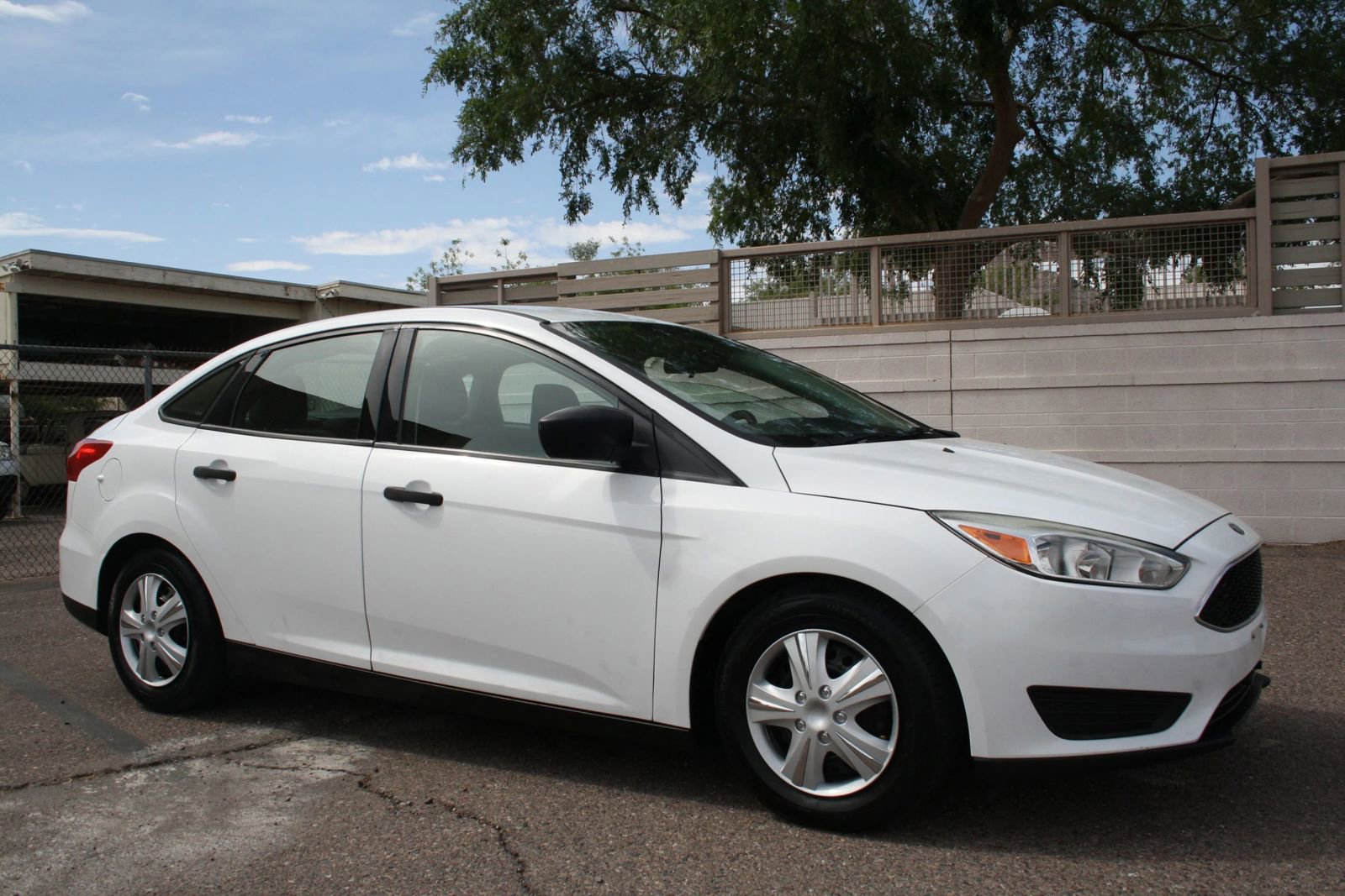 Used 2015 Ford Focus S FWD image 3