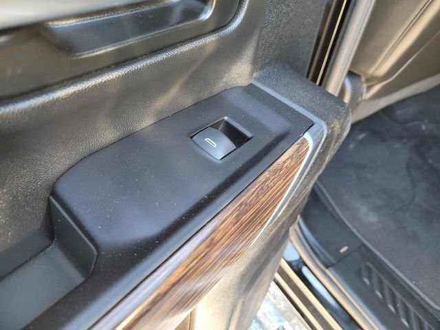 Used 2022 Chevrolet Silverado 2500 High Country image 17
