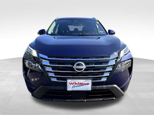 Used 2024 Nissan Rogue SV w/ SV Premium Package FWD image 12