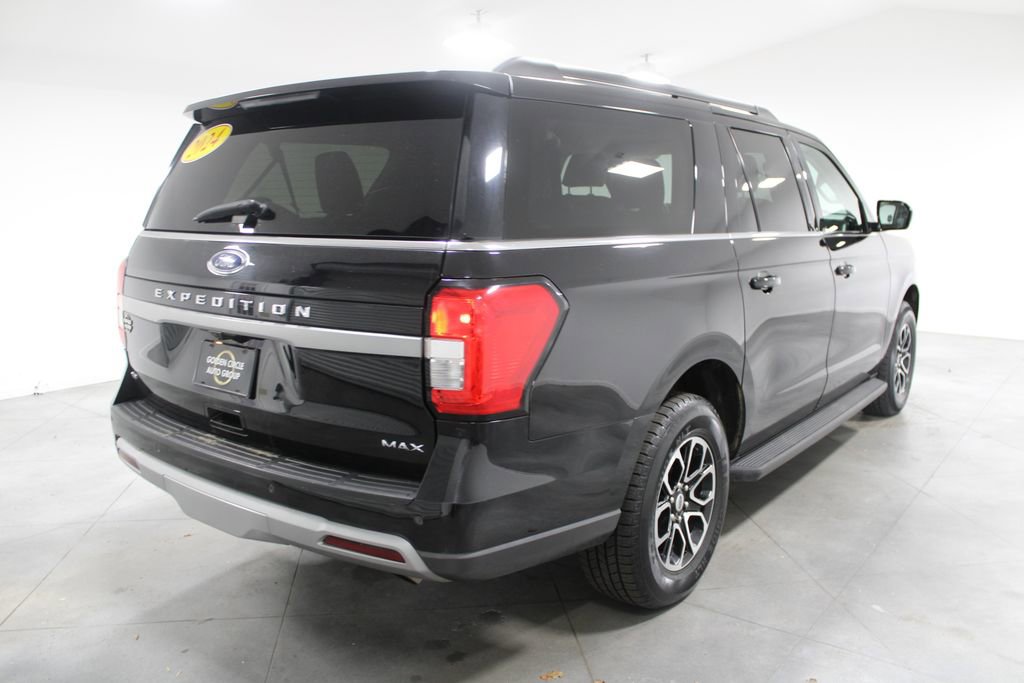 Used 2024 Ford Expedition Max XLT image 9
