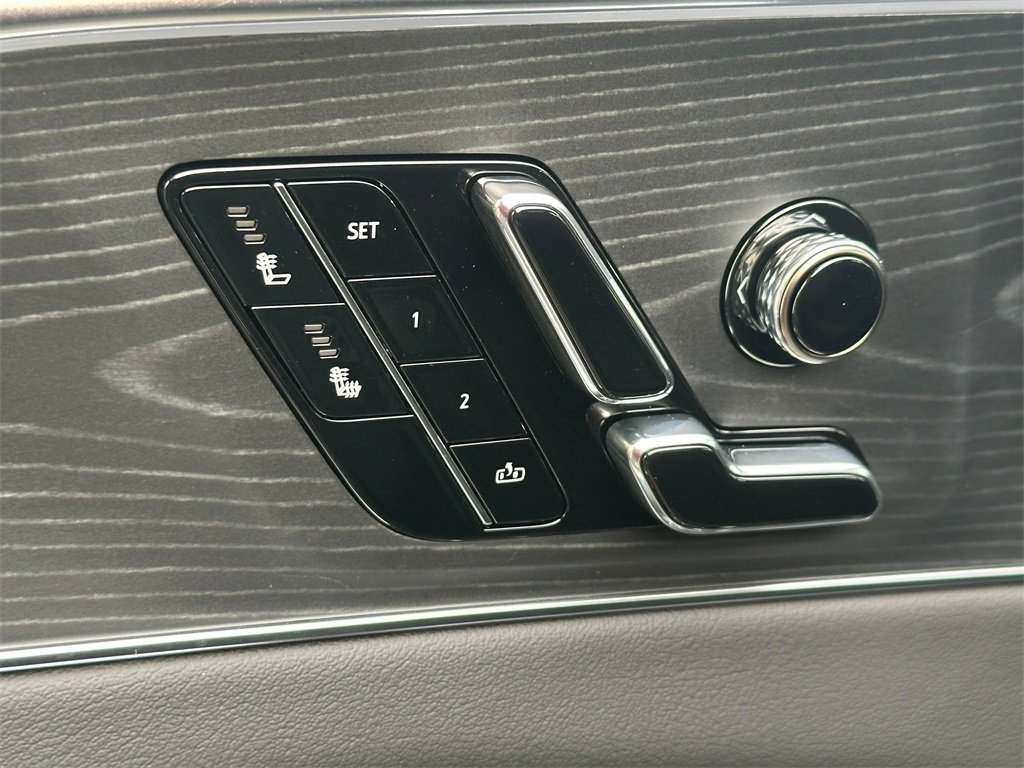 New 2026 Cadillac Lyriq Luxury image 22