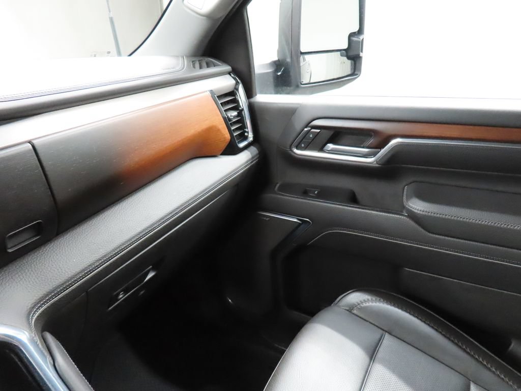 Used 2024 GMC Sierra 2500 Denali w/ Denali Reserve Package AWD/4WD image 27
