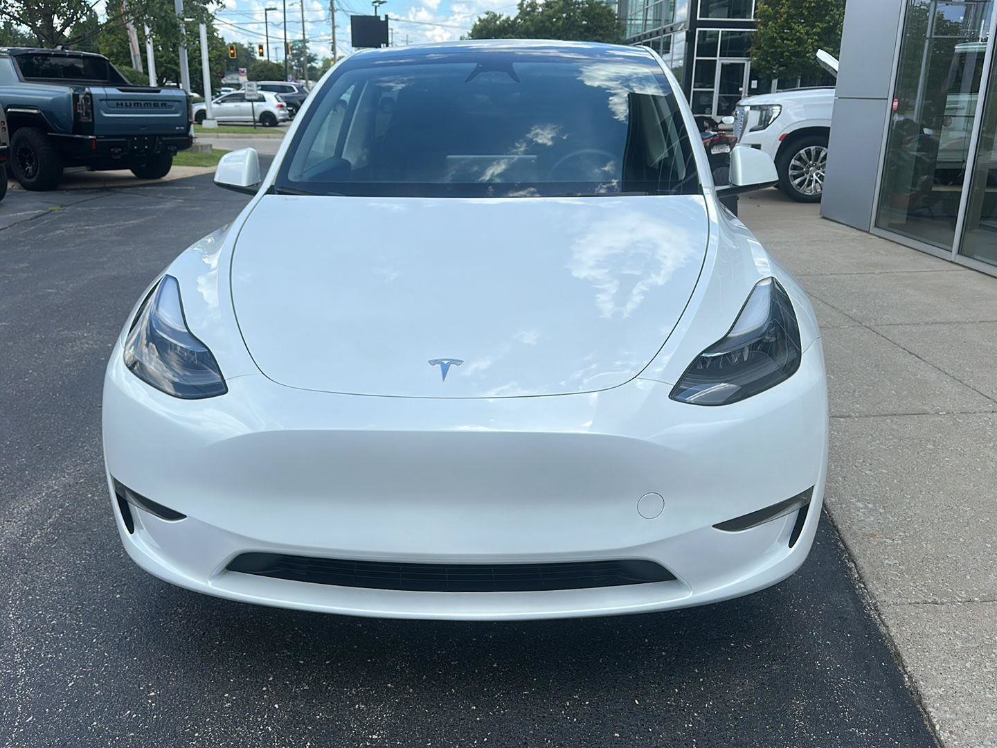 Used 2024 Tesla Model Y Long Range RWD image 7