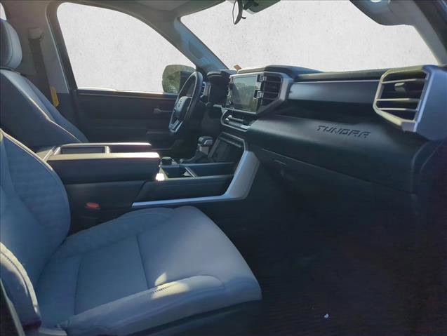 Used 2022 Toyota Tundra SR5 w/ SR5 Convenience Package image 28