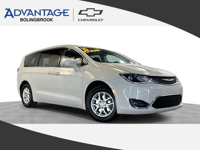Used 2020 Chrysler Pacifica Touring w/ Advanced Safetytec Group