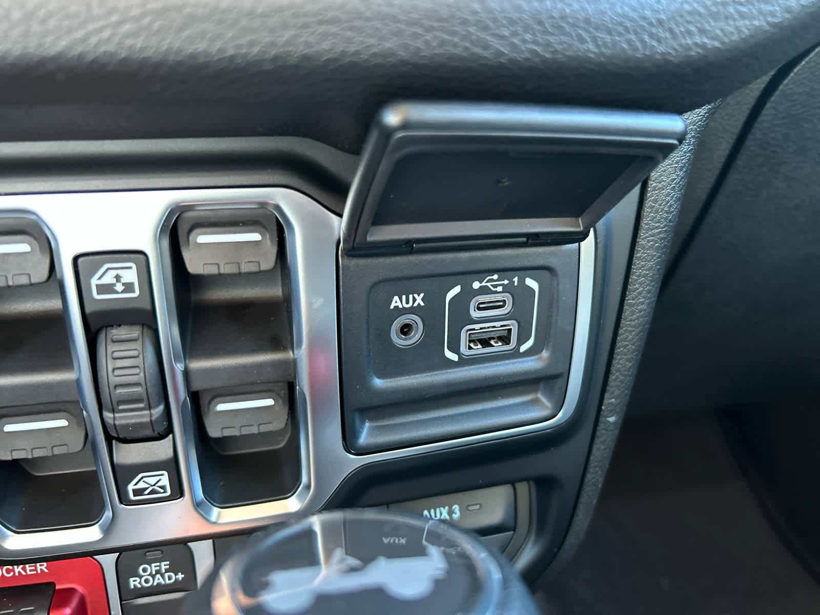 New 2026 Jeep Wrangler Willys AWD/4WD image 23
