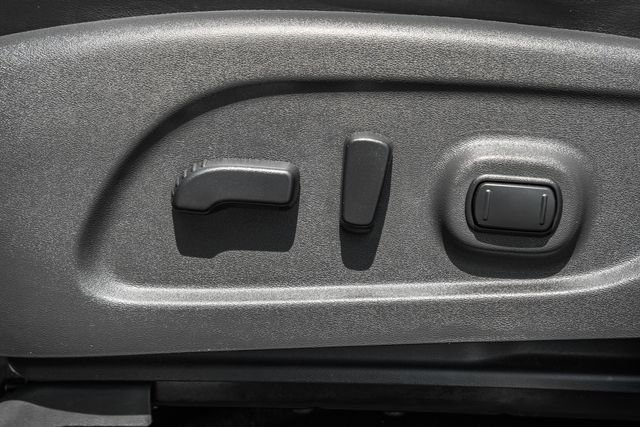 Used 2019 INFINITI QX60 Luxe w/ Essential Package image 38