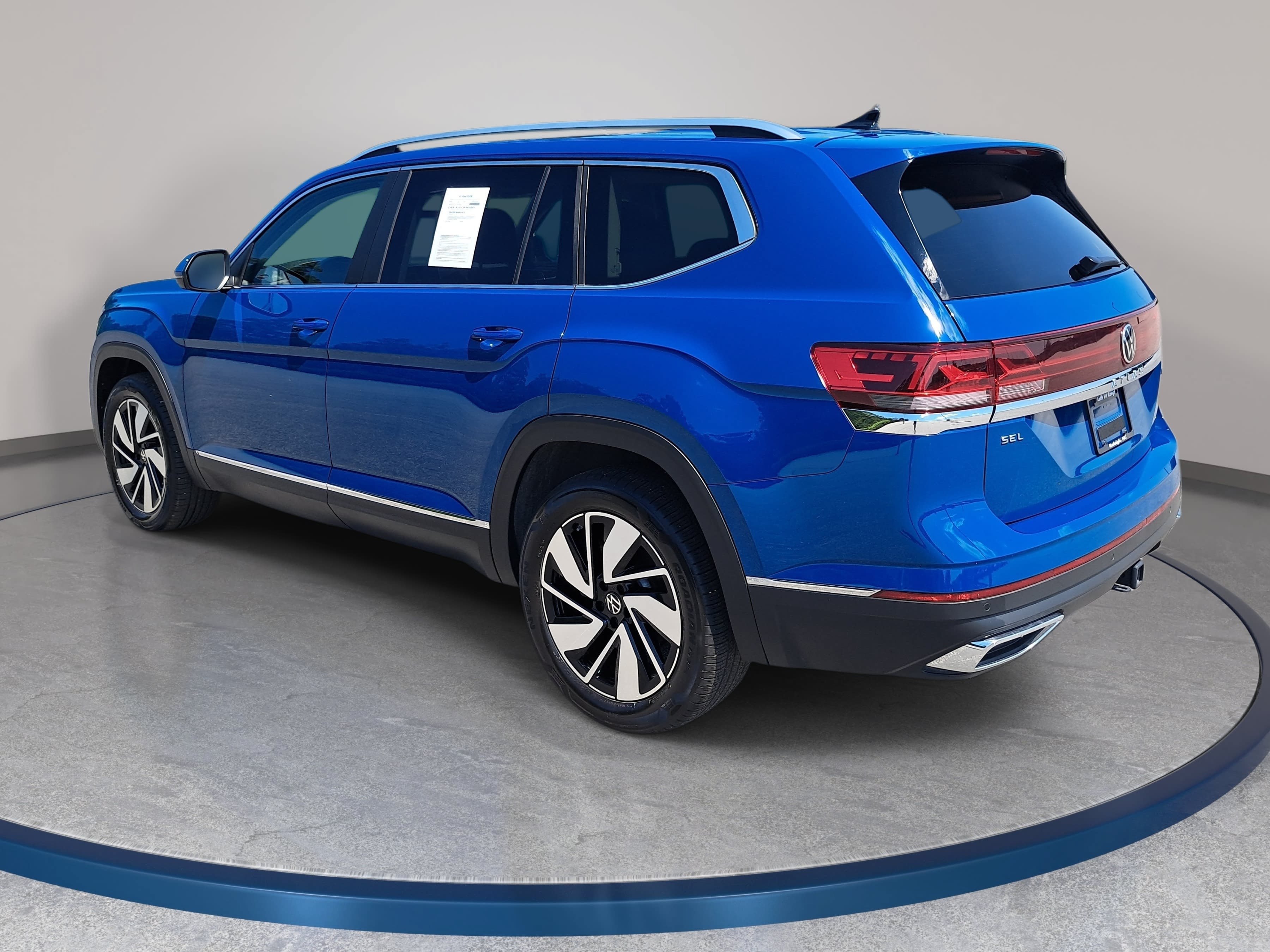 Certified 2026 Volkswagen Atlas SEL AWD/4WD image 7
