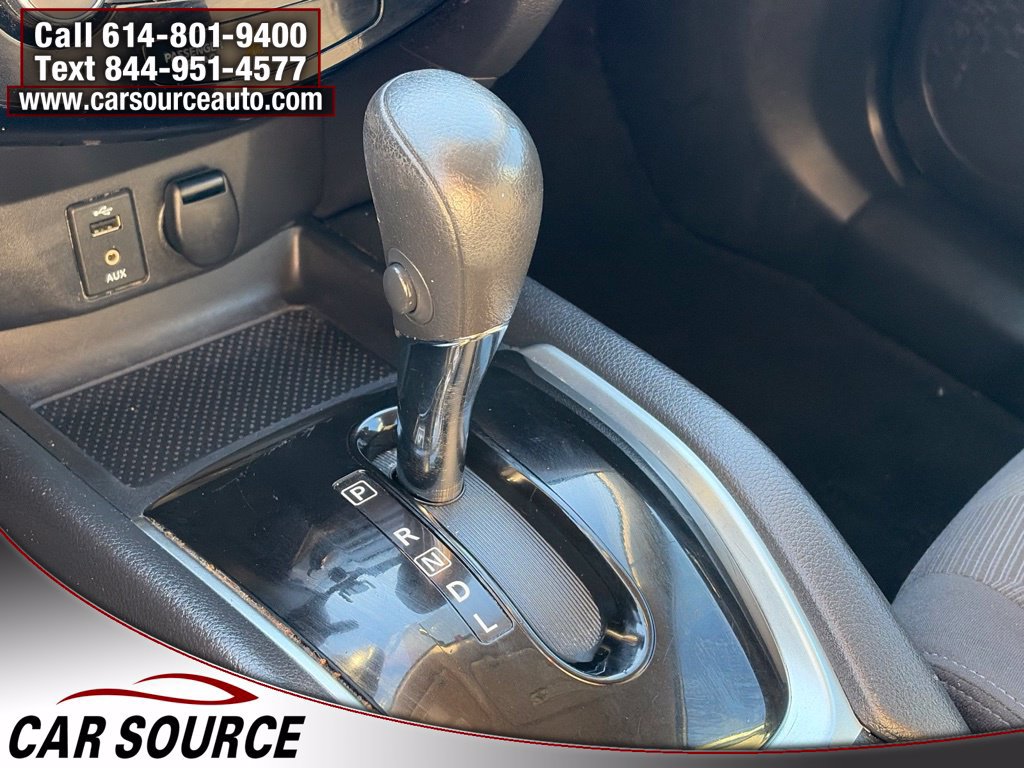 Used 2016 Nissan Rogue SV AWD/4WD image 22