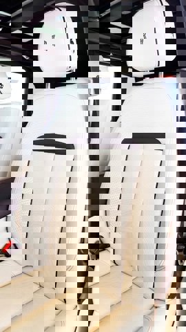 Used 2019 Rolls-Royce Cullinan image 19