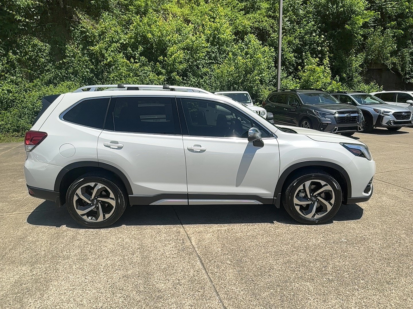 Certified 2024 Subaru Forester Touring w/ Convenience Package AWD/4WD image 3