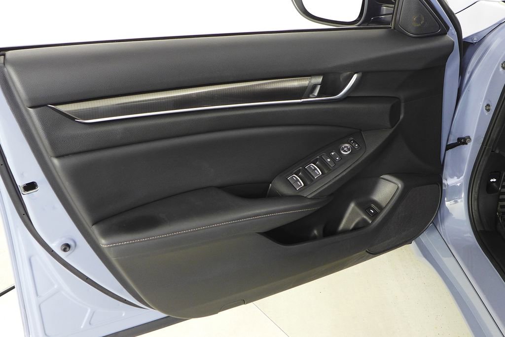 Used 2022 Honda Accord Sport image 11