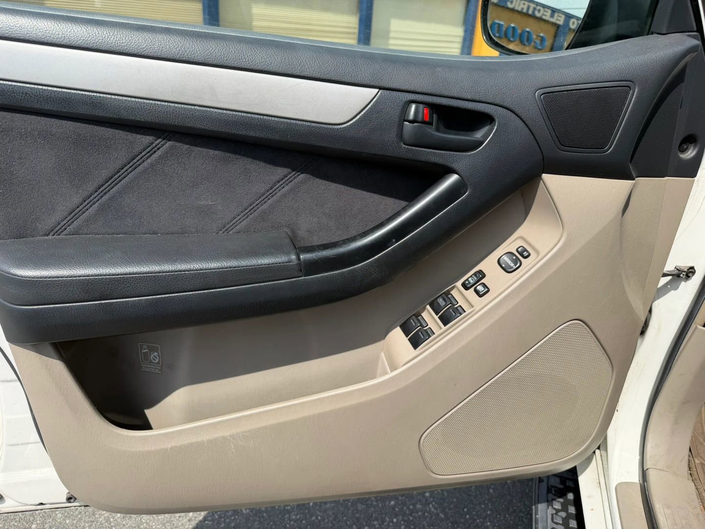 Used 2005 Toyota 4Runner SR5 image 9